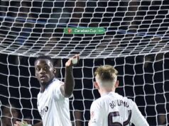 “แอสตัน วิลล่า เฉือน วีคอมบ์ 2-1 ผ่านเข้ารอบคาราบาวคัพ”